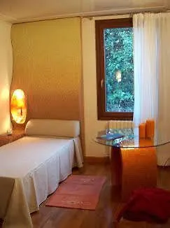 فندق مبيت وإفطار Domus Orsoni 3*